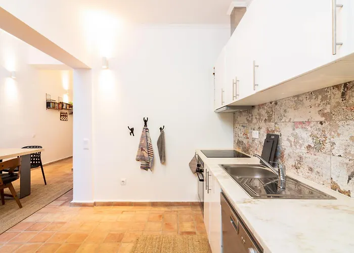 Casa Brancazul 펜션 오양