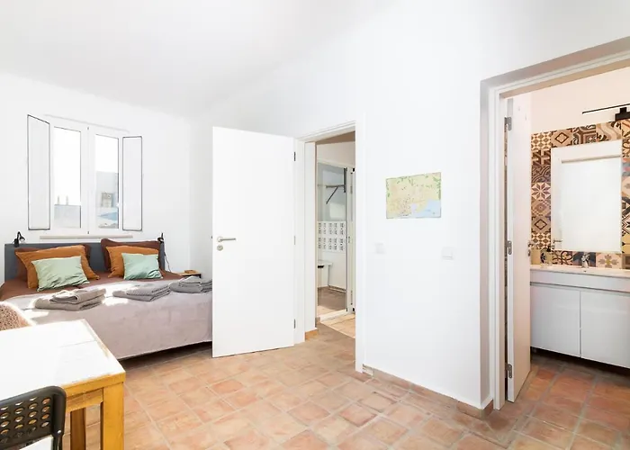 Casa Brancazul 펜션